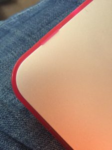A close up look at the slim laptop shell case by Speck.