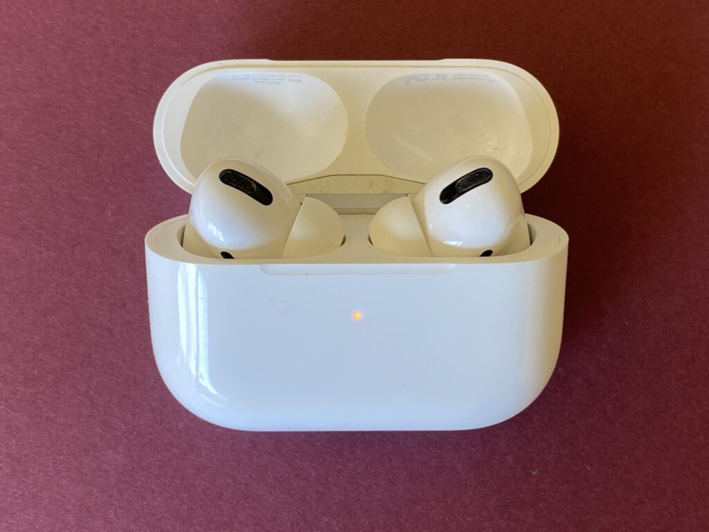 apple, airpods, pro, review, after one year, hot to, active, noise cancel, transparency, hear though, mode, block noise, hear sound, listen, water, phone call, conference, sound, audio, quality, switch, eq, what is, does it work, seamless, switch, devices, erin, tech, technology, blogger, vlogger, canada, USA, america, tech, technology, gadget, best, audio sharing, , battery, qi, charging, fit, feel, comfortable