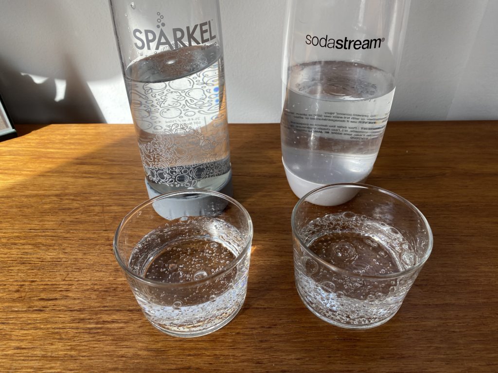 how to make sparkel, sachets, carbonator, carbon dioxide, powder, drink, water, bubbly sodastream, sparkel or sodastream, which is best, water taste
