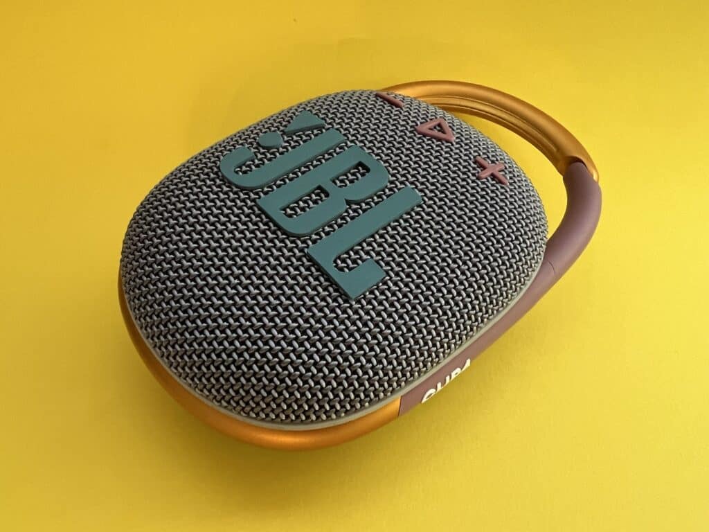 JBL Clip 4, review