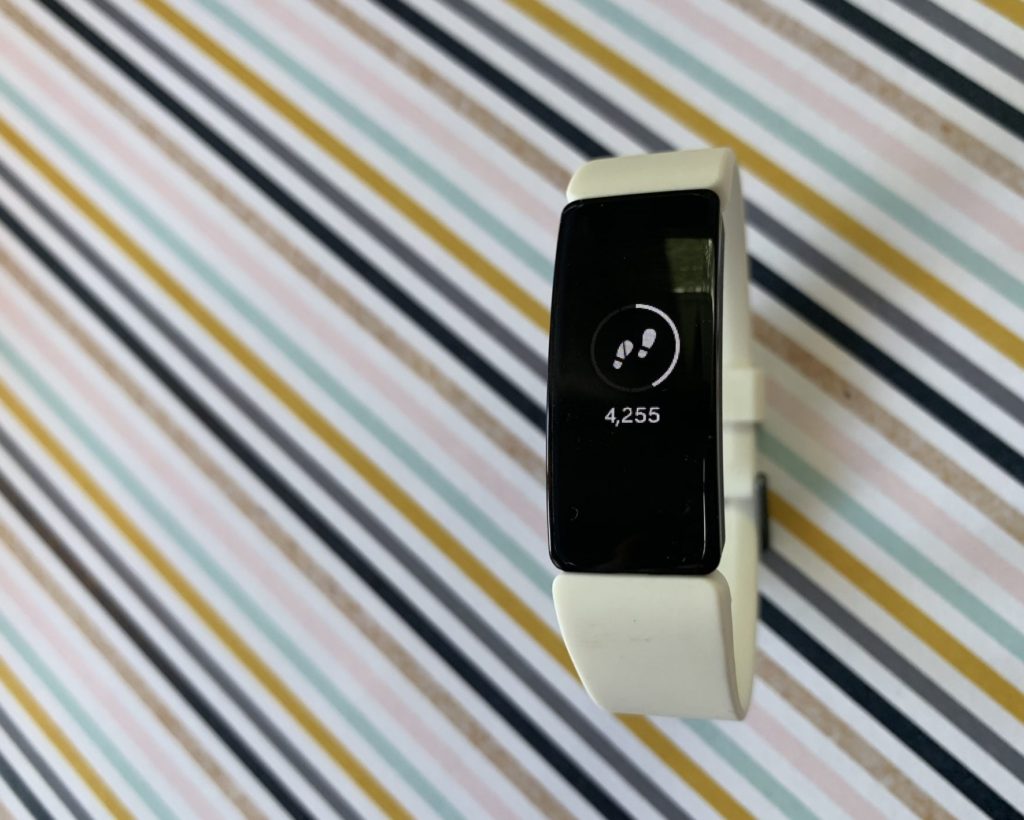 fitbit, inspire HR, heart rate, tracker, fitness, activity, review, how to