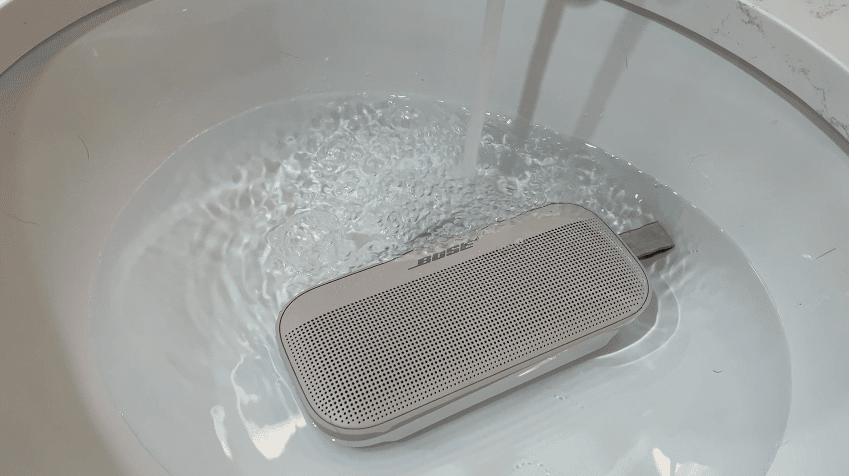 Bose SoundLink Flex, portable, wireless, bluetooth, speaker, review
