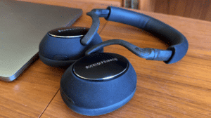 Bowers and wilkins PX 7 review